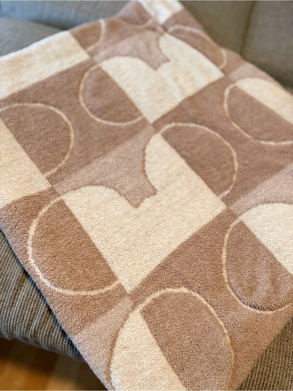 Disney neutral mickey head throw blanket